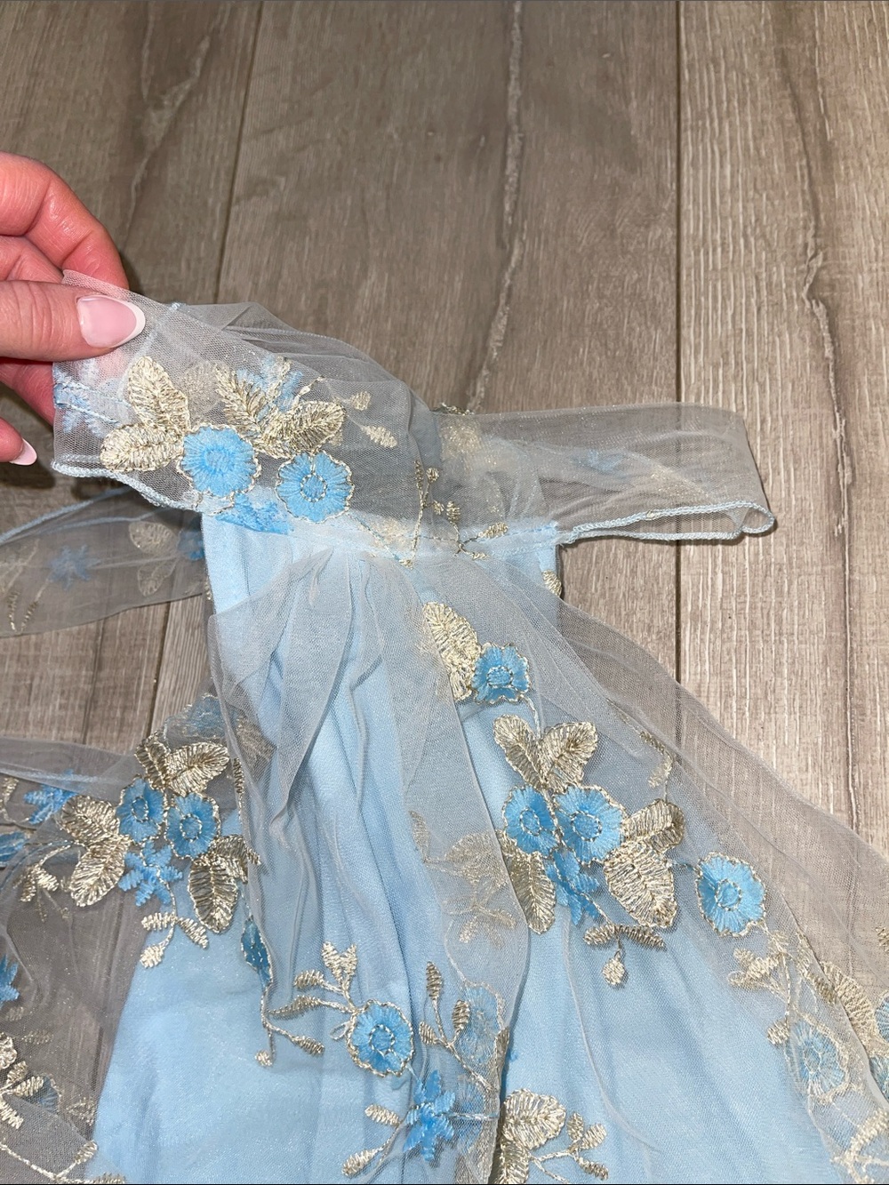 NWOT Light Blue Mock Neck Floral Mini Dress Embellished Appliqué XS - Picture 6 of 9